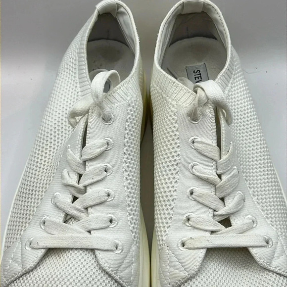 Steve Madden Womens white Savage sneakers fabric upper 10 casual tonal platform - Picture 3 of 10